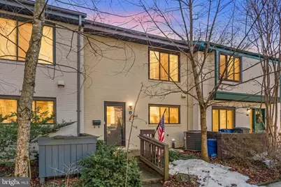 2046 Golf Course Drive, Reston, VA 20191 - Photo 31