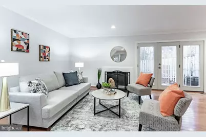 6020 Forrest Hollow Lane, Springfield, VA 22152 - Photo 5