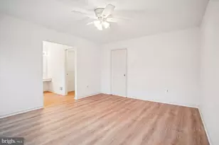 2816 Kelly Square, Vienna, VA 22181 - Photo 35