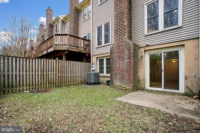 2816 Kelly Square, Vienna, VA 22181 - Photo 7