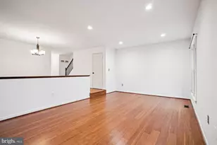 2816 Kelly Square, Vienna, VA 22181 - Photo 27