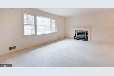 9018 Hamilton Drive, Fairfax, VA 22031 - Photo 7