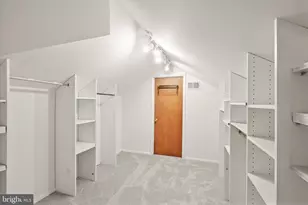 820 Locust St, Herndon, VA 20170 - Photo 39