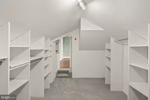 820 Locust St, Herndon, VA 20170 - Photo 41