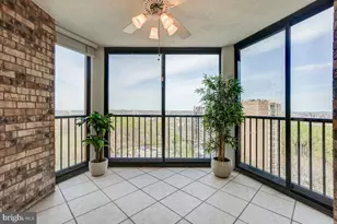 5902 Mt Eagle Dr, Alexandria, VA 22303 - Photo 5