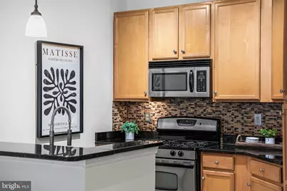 2665 Prosperity Avenue #231, Fairfax, VA 22031 - Photo 3