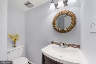 14839 Maidstone Ct, Centreville, VA 20120 - Photo 17