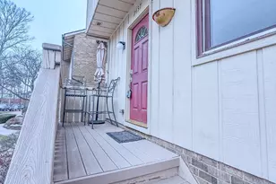 2437 Glengyle Dr, Vienna, VA 22181 - Photo 5