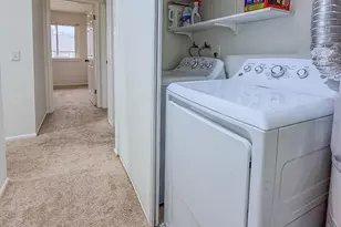 2437 Glengyle Dr, Vienna, VA 22181 - Photo 33