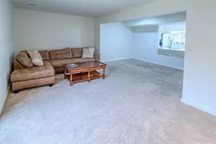 2437 Glengyle Dr, Vienna, VA 22181 - Photo 27