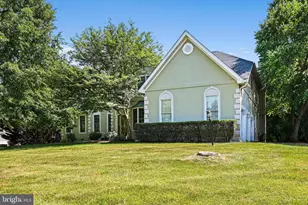 10509 Dunn Meadow Rd, Vienna, VA 22182 - Photo 3