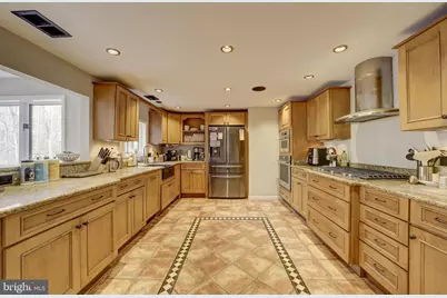 10600 Hunter Station Road, Vienna, VA 22181 - Photo 9