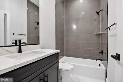 11600 Blue Ridge Lane, Great Falls, VA 22066 - Photo 19