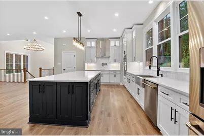 11600 Blue Ridge Lane, Great Falls, VA 22066 - Photo 11