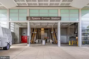 2633 Wooster Ct, Vienna, VA 22180 - Photo 45