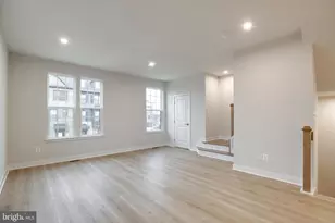 4492 Blush Peony Terrace, Chantilly, VA 20151 - Photo 5