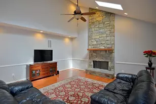 2821 Thistleberry Ct, Herndon, VA 20171 - Photo 9