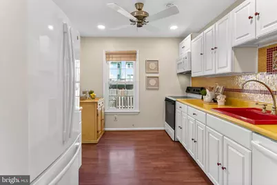 2810 Andiron Lane, Vienna, VA 22180 - Photo 11