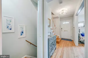 1146 Wimbledon Dr, McLean, VA 22101 - Photo 9