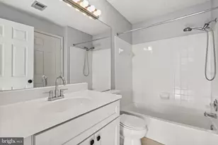 3903 Golf Tee Ct, Fairfax, VA 22033 - Photo 35