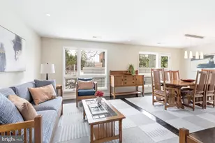 10519 Zion Dr, Fairfax, VA 22032 - Photo 9