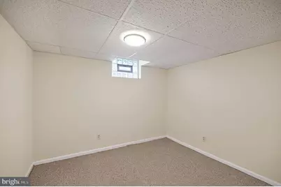 102 Cunningham Park Court SE, Vienna, VA 22180 - Photo 23