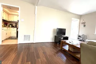 8766 Walutes Cir, Alexandria, VA 22309 - Photo 5