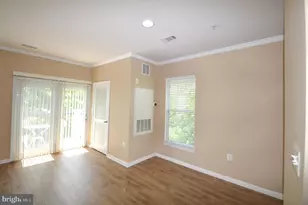 5117 Travis Edward Way, Centreville, VA 20120 - Photo 9