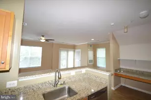 5117 Travis Edward Way, Centreville, VA 20120 - Photo 15