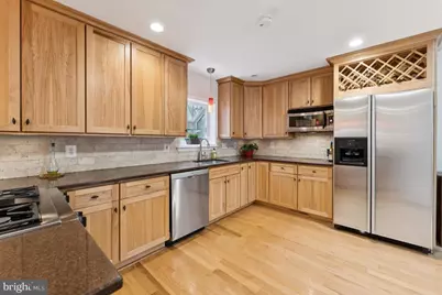 13901 Waverly Creek Court, Chantilly, VA 20151 - Photo 13