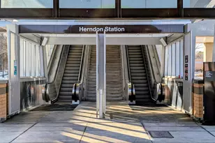 55 Silverway Dr, Herndon, VA 20170 - Photo 33