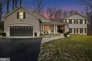 11728 Stuart Mill Rd, Oakton, VA 22124 - Photo 3