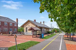 645 Jefferson St, Herndon, VA 20170 - Photo 57