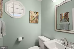 11401 Tanbark Dr, Reston, VA 20191 - Photo 33