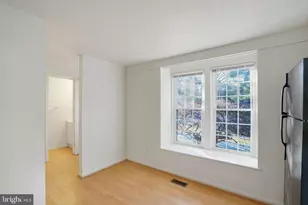 6515 Field Master Dr, Springfield, VA 22152 - Photo 5