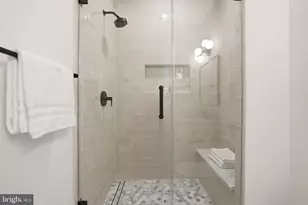 7228 Allan Ave, Falls Church, VA 22046 - Photo 61