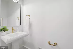 7228 Allan Ave, Falls Church, VA 22046 - Photo 27