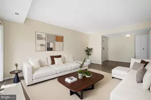 11807 Breton Ct, Reston, VA 20191 - Photo 5