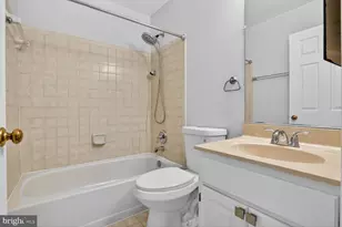 8408 Millwood Dr, Springfield, VA 22152 - Photo 17