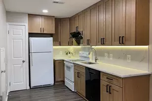 6002 Rabbit Hill Ct, Centreville, VA 20121 - Photo 5