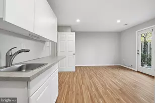 1528 Goldenrain Ct, Reston, VA 20190 - Photo 29