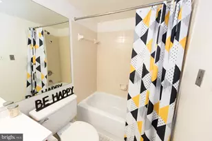 1951 Sagewood Ln, Reston, VA 20191 - Photo 11