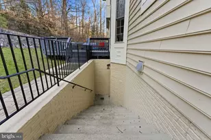 7669 Oak Field Ct, Springfield, VA 22153 - Photo 57