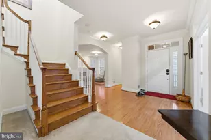 7669 Oak Field Ct, Springfield, VA 22153 - Photo 5