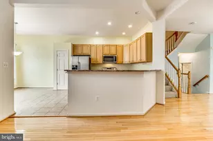 6139 Cinnamon Ct, Alexandria, VA 22310 - Photo 9