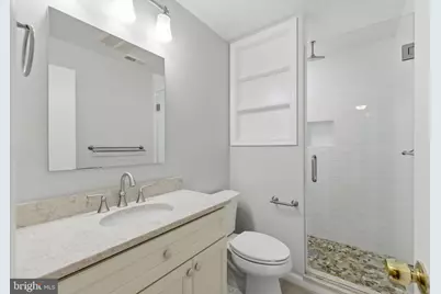5402 S 12th Street S, Arlington, VA 22204 - Photo 27