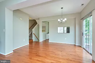 4100 Fountainside Ln, Fairfax, VA 22030 - Photo 3