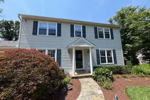 1918 Contralto Ct, Vienna, VA 22182 - Photo 3