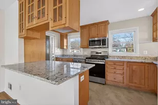 8323 Wagon Wheel Rd, Alexandria, VA 22309 - Photo 15