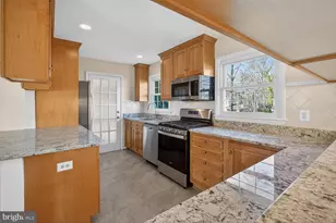 8323 Wagon Wheel Rd, Alexandria, VA 22309 - Photo 13